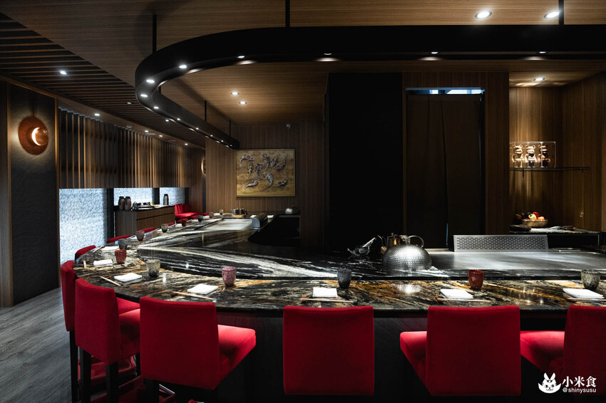 魚貫鐵板燒｜極致感官薰陶。海陸的美味大合輯｜台北無菜單料理推薦｜中山區餐廳｜澳洲活龍蝦、日本A5和牛 - 小米食