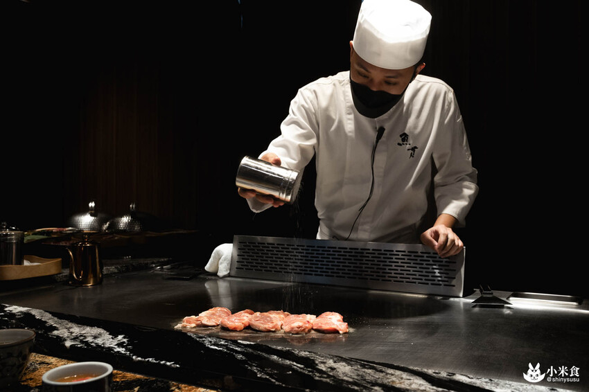 魚貫鐵板燒｜極致感官薰陶。海陸的美味大合輯｜台北無菜單料理推薦｜中山區餐廳｜澳洲活龍蝦、日本A5和牛 - 小米食