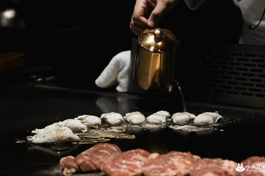 魚貫鐵板燒｜極致感官薰陶。海陸的美味大合輯｜台北無菜單料理推薦｜中山區餐廳｜澳洲活龍蝦、日本A5和牛 - 小米食
