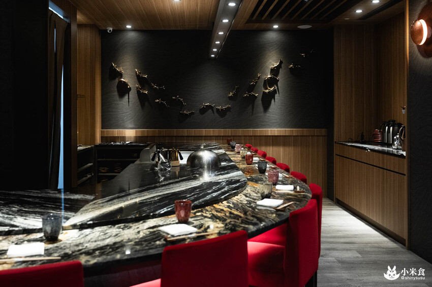 魚貫鐵板燒｜極致感官薰陶。海陸的美味大合輯｜台北無菜單料理推薦｜中山區餐廳｜澳洲活龍蝦、日本A5和牛 - 小米食