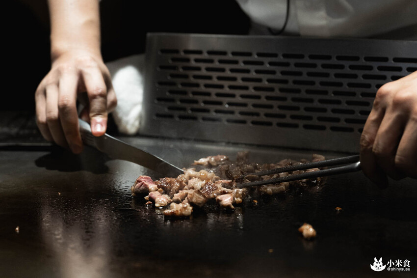 魚貫鐵板燒｜極致感官薰陶。海陸的美味大合輯｜台北無菜單料理推薦｜中山區餐廳｜澳洲活龍蝦、日本A5和牛 - 小米食