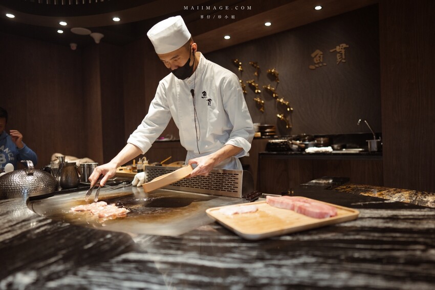 台北美食｜魚貫鐵板燒～日式懷石鐵板燒的天花板，老闆又出大絕招1800元可以吃16道菜，這合理嗎？中山區鐵板