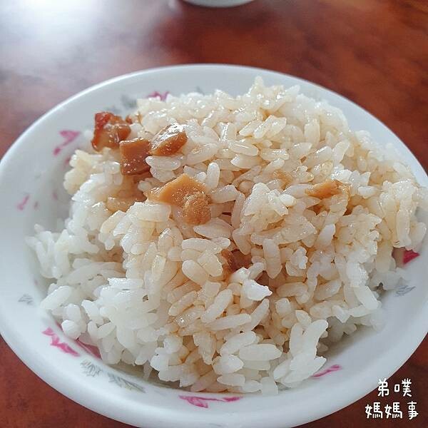 【台南‧永康】王家牛肉湯│免費停車場,只有營業早上到下午(附菜單)