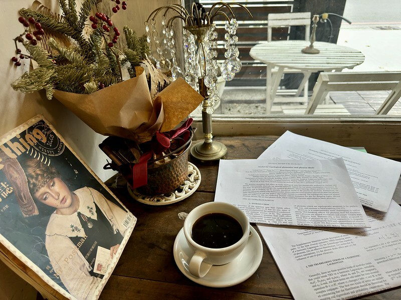 高雄市鼓山區高雄美食｜花房裏L’atelier d’Ahao 甜點店，是南法風情的甜點店？也是一間花店哦！（高雄下午茶/高雄美術館