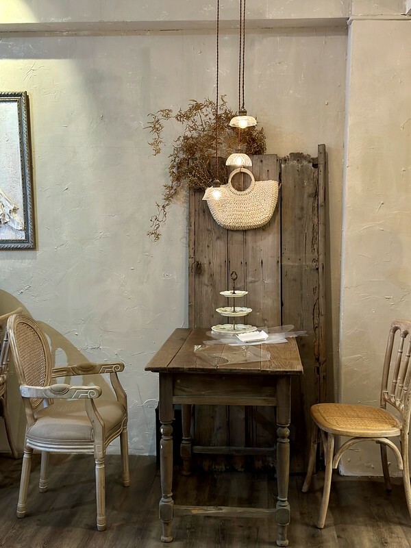 高雄市鼓山區高雄美食｜花房裏L’atelier d’Ahao 甜點店，是南法風情的甜點店？也是一間花店哦！（高雄下午茶/高雄美術館