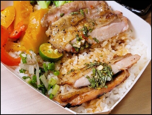 【南屯區】禾畔小賣所 日式丼飯專賣－丼飯外帶88折～10幾樣丼飯口味加上舒肥牛、炸蝦和令人回味的醬汁值得