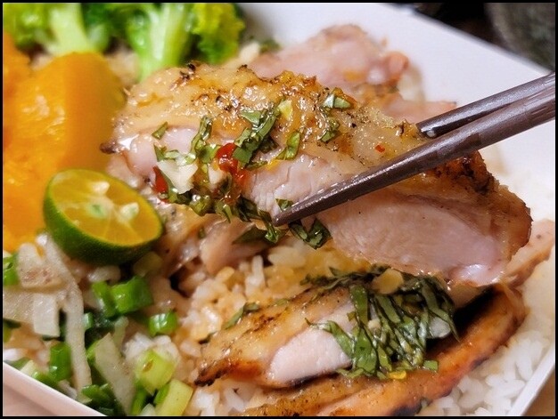 【南屯區】禾畔小賣所 日式丼飯專賣－丼飯外帶88折～10幾樣丼飯口味加上舒肥牛、炸蝦和令人回味的醬汁值得