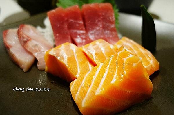 生魚片全.jpg 生魚片全.jpg