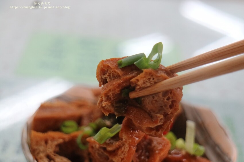 【新北三重區】三重美食『高朋滿座牛肉麵』吃了還會想去吃的平價牛肉麵~