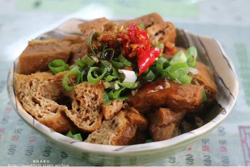 【新北三重區】三重美食『高朋滿座牛肉麵』吃了還會想去吃的平價牛肉麵~