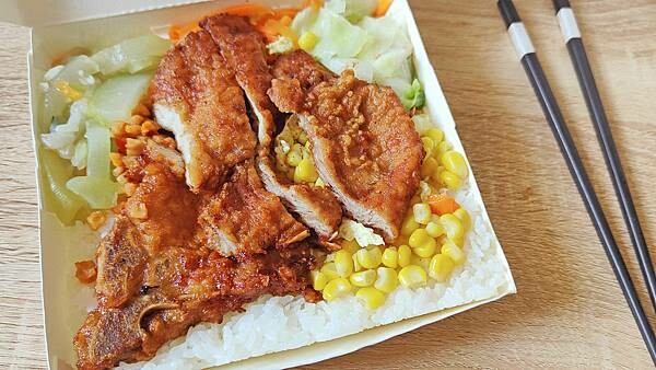 2023板橋美食大推薦！精選超過40家超人氣店家、排隊美食店家、巷弄美食小吃店、在地人推薦美食一次完整收錄