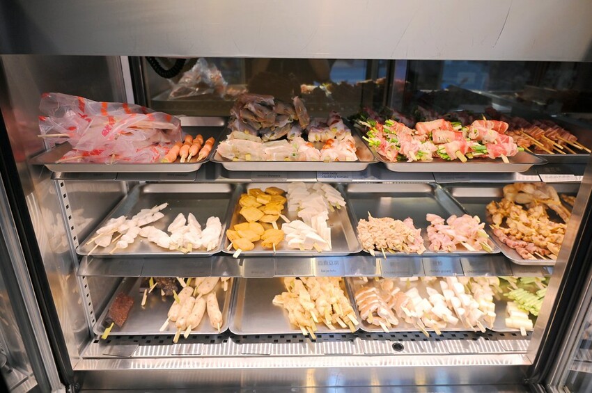 台北知名平價串燒台中新開幕 每串19元起多達31種品項 真的便宜好吃_柒串燒屋逢甲店