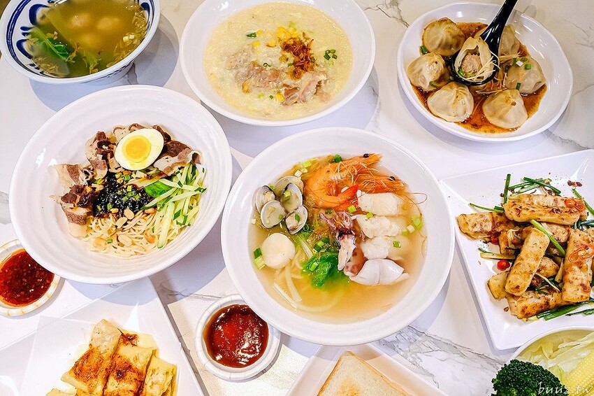 拌麵粥品新開張，客來樂夜食店，手工丸扎實油蔥香氣足，湯包、蛋餅，餐點選擇多！