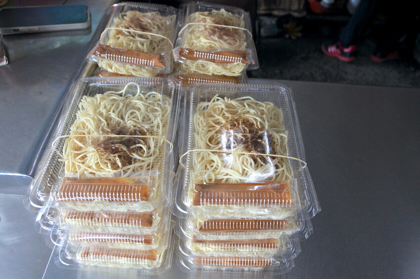 吃。台南美食｜仁德區。「二空村長張家涼麵」道地眷村口味麵食，麻醬滋味濃郁涼麵「二空村長張家涼麵」。