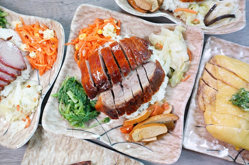 香港師傅開的台中燒臘店,招牌五寶飯、貴妃雞全腿飯、黯然消魂飯有夠經典!份量選擇超彈性