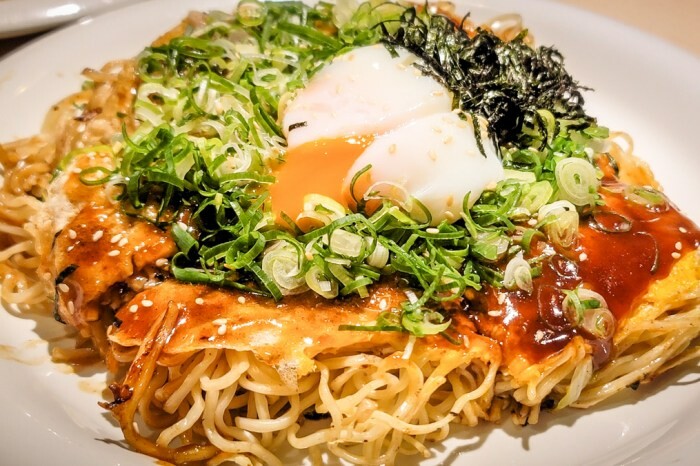 台北宵夜隱藏版木柵意麵王!開到凌晨1點的古早味肉燥意麵,香又不鹹