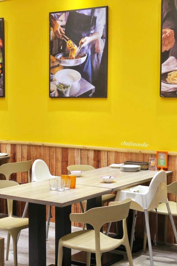 【牛排先生】高雄家樂福複合式牛排餐廳~想吃義大利麵與牛排樣樣都有~高雄平價牛排環境整潔燈光明亮的商業午餐空間 【牛排先生】高雄家樂福複合式牛排餐廳~想吃義大利麵與牛排樣樣都有~高雄平價牛排環境整潔燈光明亮的商業午餐空間