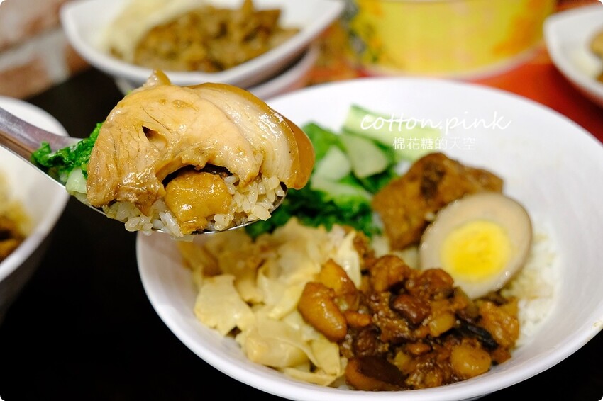 台中豬腳推薦|鼎盛豬腳口味不輸老店！壽星優惠豬腳麵線吃一整個月～ - 棉花糖的天空