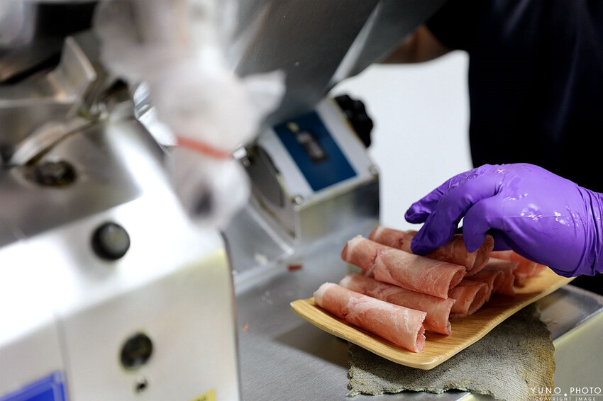 台中市東區火鍋控必訪「台味十足」鍋物！239元起自助吧飲料、冰淇淋、白飯吃到飽 CP值爆表