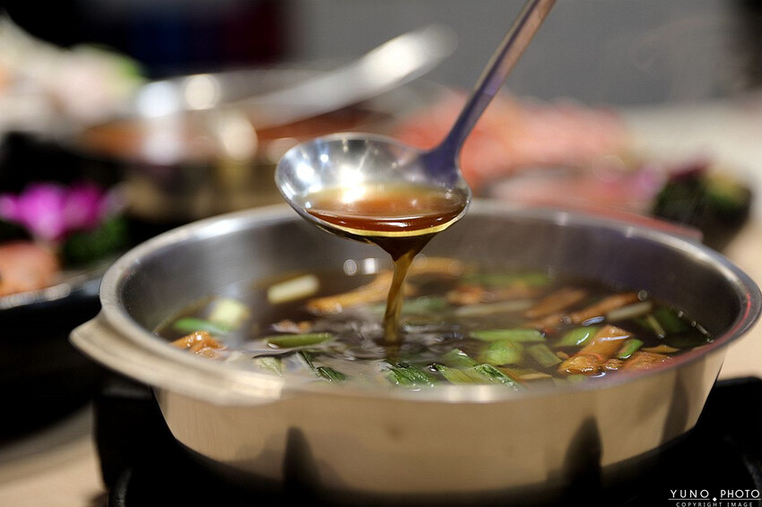 台中市東區火鍋控必訪「台味十足」鍋物！239元起自助吧飲料、冰淇淋、白飯吃到飽 CP值爆表