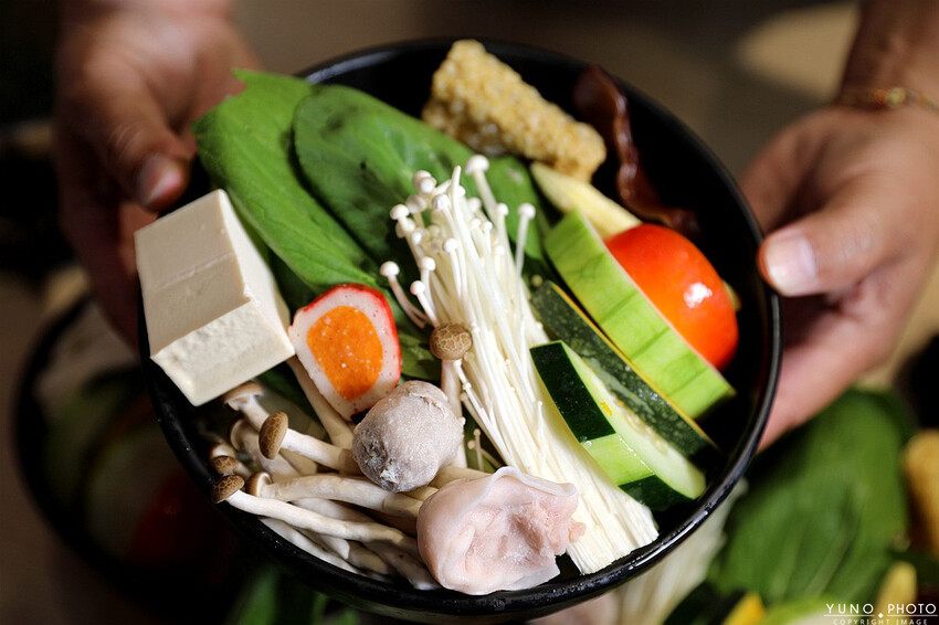 台中市東區火鍋控必訪「台味十足」鍋物！239元起自助吧飲料、冰淇淋、白飯吃到飽 CP值爆表