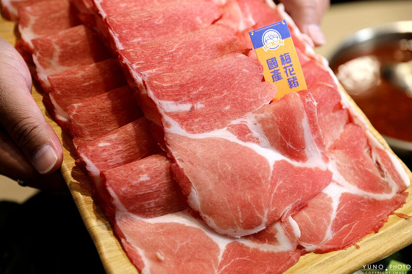 台中市東區火鍋控必訪「台味十足」鍋物！239元起自助吧飲料、冰淇淋、白飯吃到飽 CP值爆表