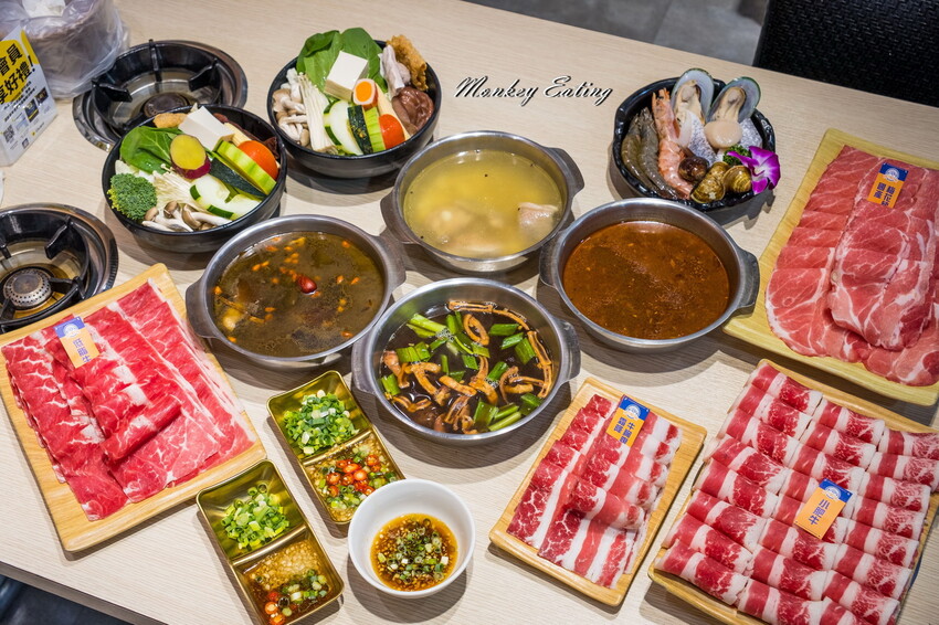 【台中東區 】小伍手路鍋│台式特色風味小火鍋239起自助吧吃到飽，超狂17oz肉盤大滿足！必點胡椒蒜頭雞、魷魚螺肉蒜。台中火車站美食推薦 - 貪吃猴的幻想