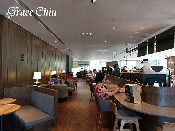 路易莎捷運聯名旗艦店