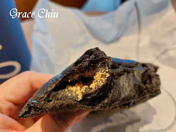 Metro Taipei x LOUISA COFFEE路易莎北捷聯名旗艦店 軟歐藏心貝果系列墨魚明太子