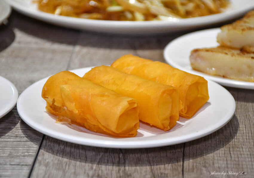 新店港式餐廳 宸軒園35 椰香馬蹄條.jpg