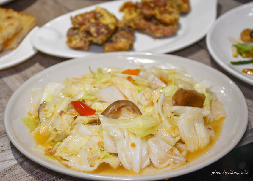 新店港式餐廳 宸軒園27  XO醬炒高麗菜.jpg