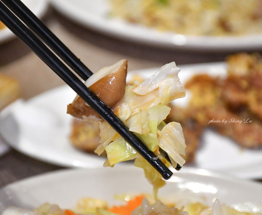 新店港式餐廳 宸軒園28   XO醬炒高麗菜.jpg