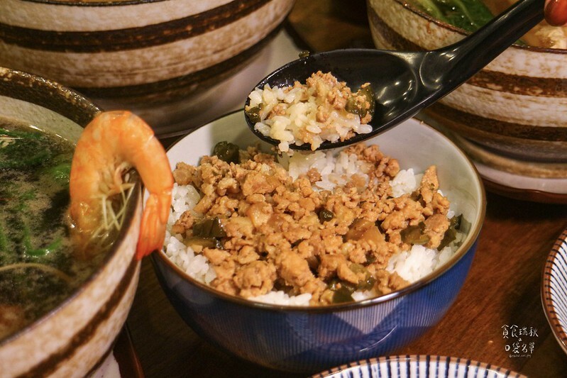 雲林虎尾｜天然蔬果熬製甘甜湯頭底蘊，料豐味美平價鍋燒麵、讚岐烏龍麵、瓜仔肉飯｜五間厝鍋燒