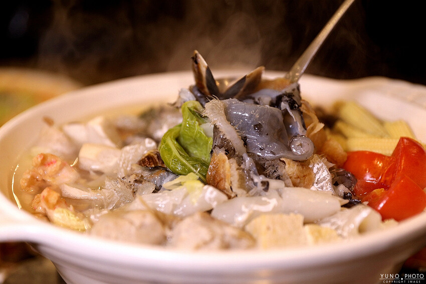 台南市安平區浮誇古早味龍蝦三明治！視覺與味覺都大飽口福 新鮮現撈活海產 超人氣台南海鮮餐廳/桌菜酒席/家庭聚餐｜海鮮