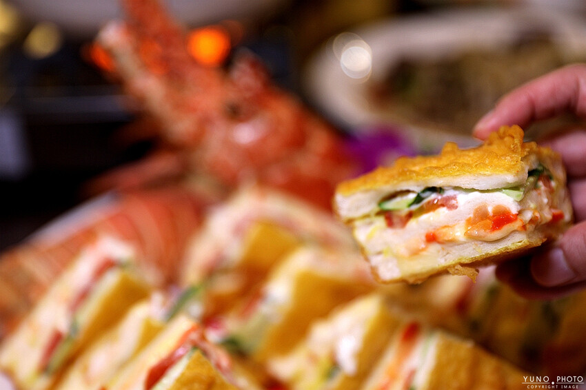 台南市安平區浮誇古早味龍蝦三明治！視覺與味覺都大飽口福 新鮮現撈活海產 超人氣台南海鮮餐廳/桌菜酒席/家庭聚餐｜海鮮