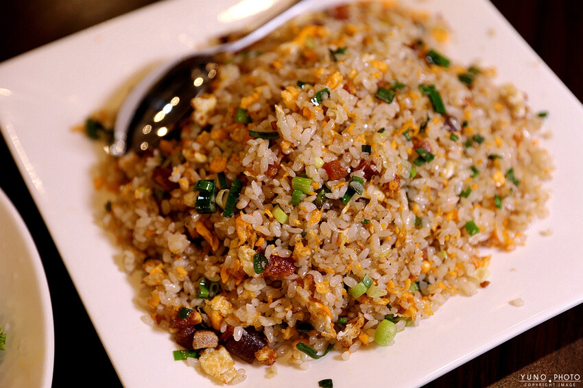 台南市安平區浮誇古早味龍蝦三明治！視覺與味覺都大飽口福 新鮮現撈活海產 超人氣台南海鮮餐廳/桌菜酒席/家庭聚餐｜海鮮