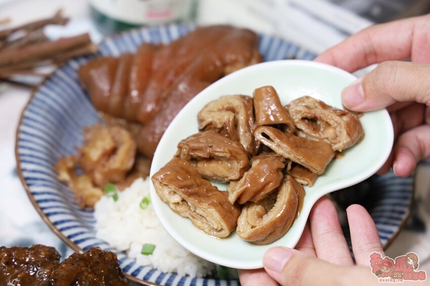 【台南美食】承樑老-梁記黑糖滷味！隱藏在美髮店二樓的神祕滷味，竟然以半舒肥製作 - 熱血玩台南。跳躍新世界