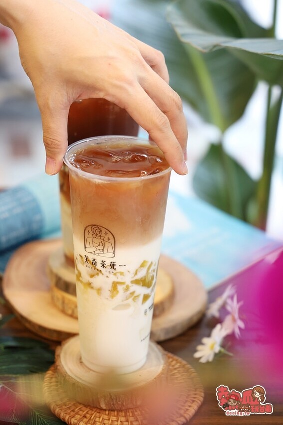 【台南飲料】芙奇茶苑！高雄超夯飲料店插旗台南，飲料加入豆乳豆花非常少見啊~ - 熱血玩台南。跳躍新世界
