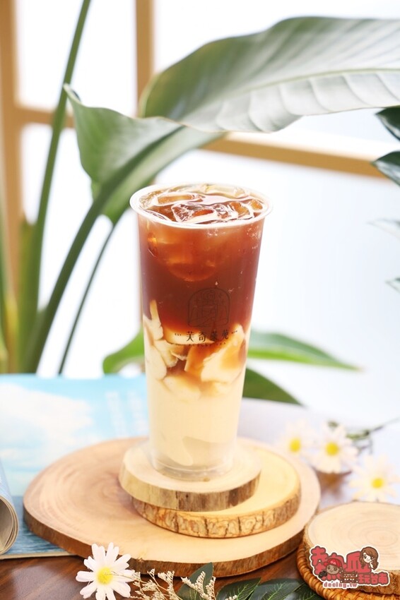 【台南飲料】芙奇茶苑！高雄超夯飲料店插旗台南，飲料加入豆乳豆花非常少見啊~ - 熱血玩台南。跳躍新世界