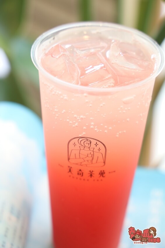 【台南飲料】芙奇茶苑！高雄超夯飲料店插旗台南，飲料加入豆乳豆花非常少見啊~ - 熱血玩台南。跳躍新世界