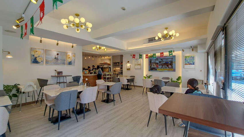 台北美食|La Moon Cafe玉膳坊朗月庭園咖啡》台北內湖餐廳推薦!寵物友善,嚴選食材料理,鬧中取靜庭園式餐廳,大片草皮提供孩子放電,活動包場也只要3000元起! - 1個媽咪2個寶