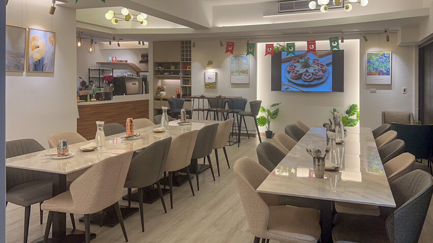 台北美食|La Moon Cafe玉膳坊朗月庭園咖啡》台北內湖餐廳推薦!寵物友善,嚴選食材料理,鬧中取靜庭園式餐廳,大片草皮提供孩子放電,活動包場也只要3000元起! - 1個媽咪2個寶