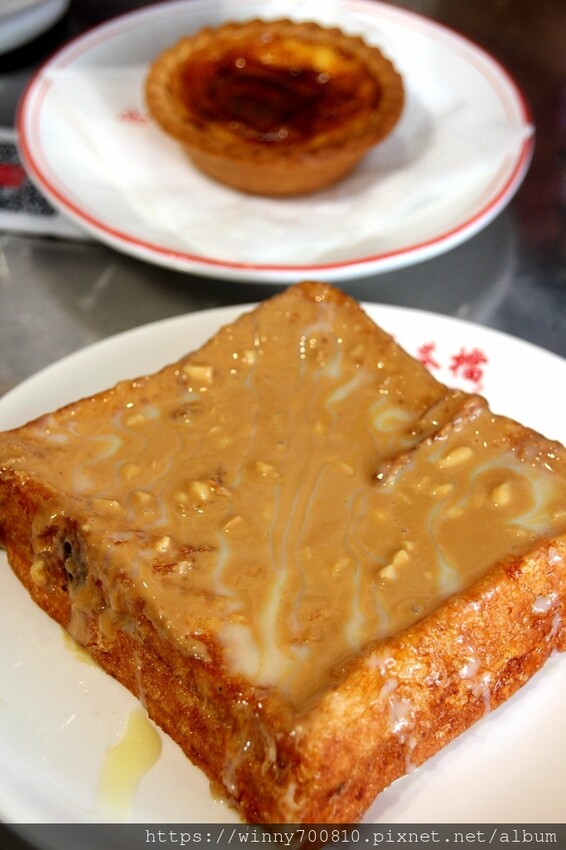 桃園市中壢區桃園 【永芯茶檔】完全是一秒飛到香港啦!桃園人氣港飲香煎雞腿麵厚實多汁,奶醬花生厚多士一咬就流汁~