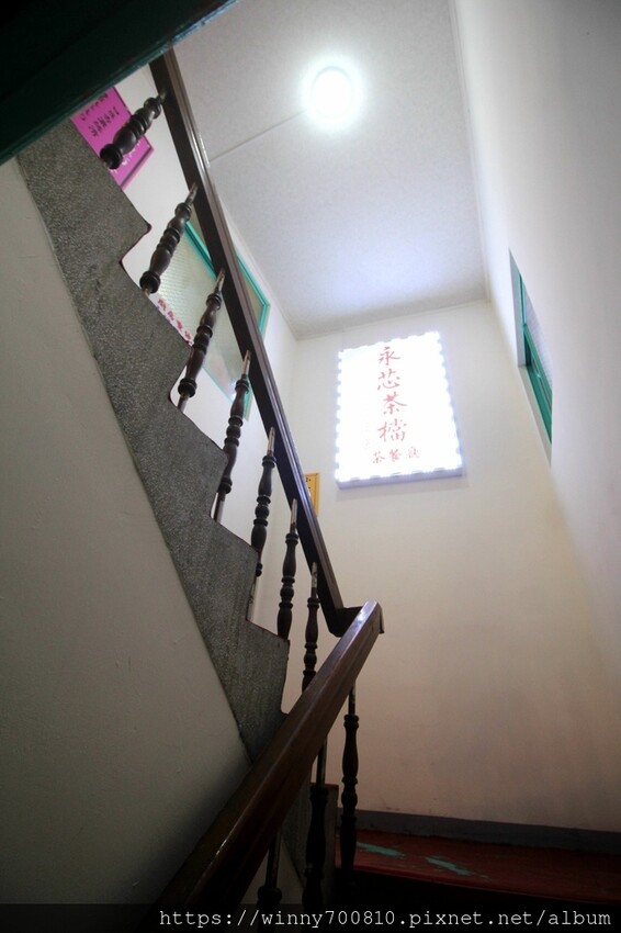 桃園市中壢區桃園 【永芯茶檔】完全是一秒飛到香港啦!桃園人氣港飲香煎雞腿麵厚實多汁,奶醬花生厚多士一咬就流汁~