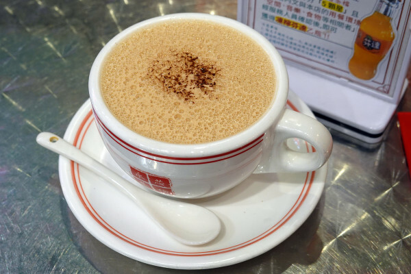 桃園市中壢區桃園市中壢區不必飛出國就能享受道地香港風味的港式餐廳-內壢永芯茶檔茶餐廳，有港式點心、港式撈麵、煲仔飯的平價港式推薦