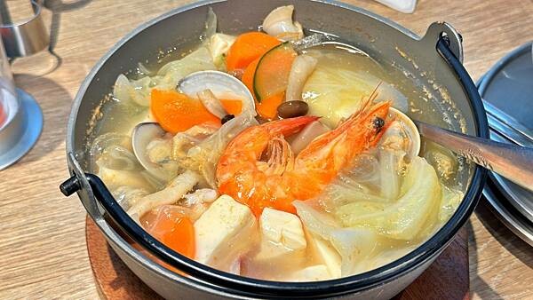 LINE_ALBUM_1117燒桶子 韓食料理-桃園八德店_221118_27