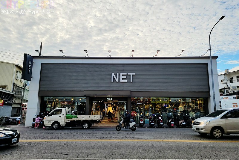 食尚玩家推薦逢甲夜市超好吃串燒，食材擺放衛生又超多選擇，特調醬料鹹甜適中且400度燒烤鎖住甜美肉汁！