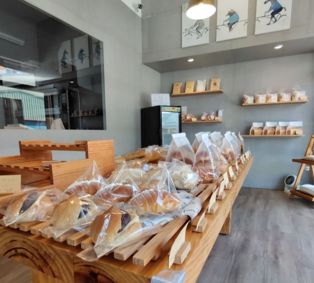 🌕 穀街 Good Job|竹南人氣烘焙,中秋禮盒溫馨登場 🌕 穀街 Good Job|竹南人氣烘焙,中秋禮盒溫馨登場