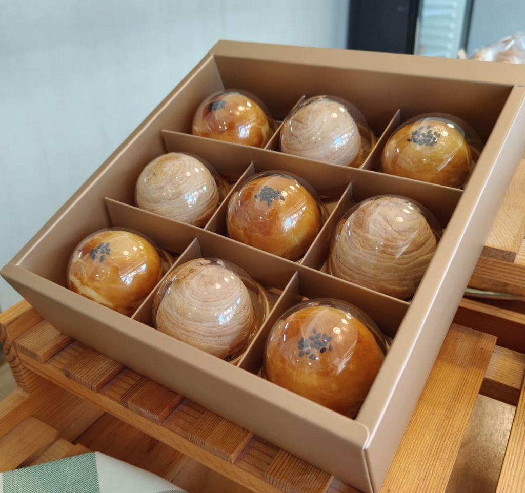 🌕 穀街 Good Job|竹南人氣烘焙,中秋禮盒溫馨登場 🌕 穀街 Good Job|竹南人氣烘焙,中秋禮盒溫馨登場