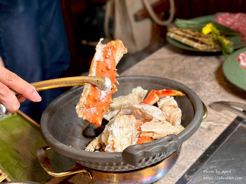 台中燒肉天花板！獨棟老宅精誠壹山專人代烤燒肉，享受頂級和牛 海鮮饗宴